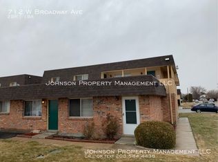 712 W Broadway Ave, Meridian, ID 83642