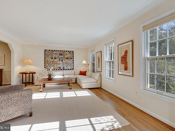 4th image of 8105 Paisley Pl