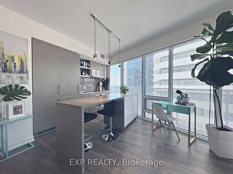 88 Harbour St #2302 — Photo 4