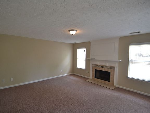 2nd image of 950 Laurel Cove Dr