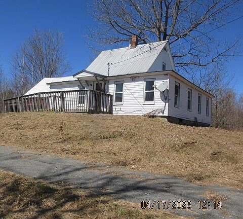 3rd image of 694 Brighton Road