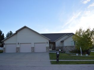 607 Silverleaf Dr, Spearfish, SD 57783