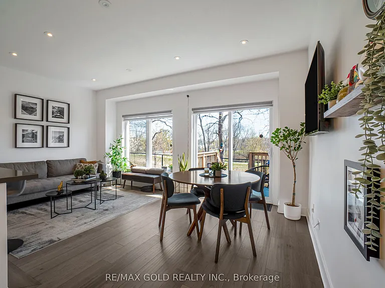2621 Holbrook Dr #8 — Photo 16