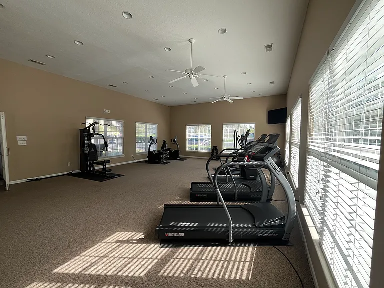 1631 Lacebark Dr #H — Photo 15