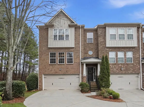 622 Birch River Ln, Lawrenceville, GA 30043