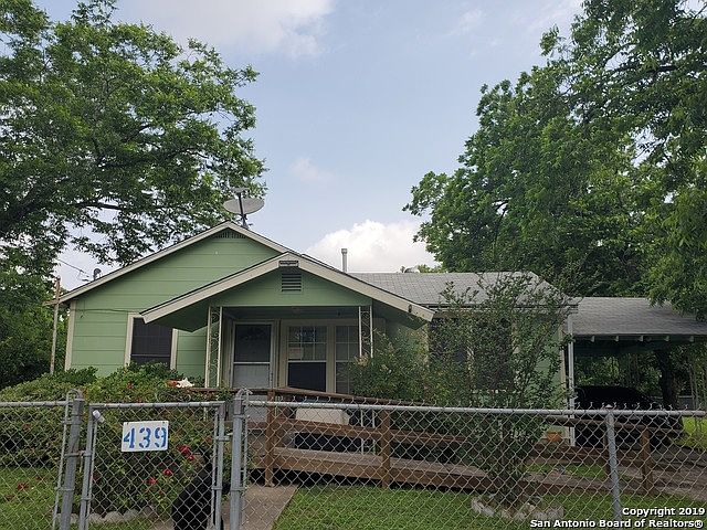 1st image of 439 Clovis Pl