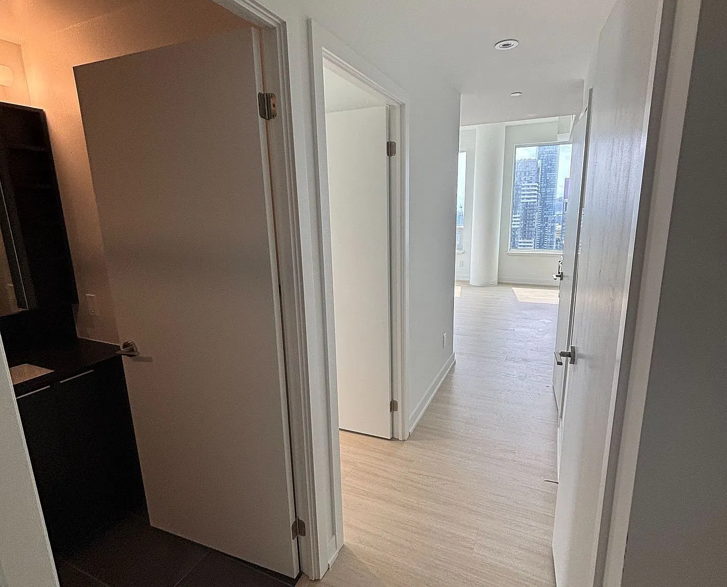3 bed, $4,200 — Photo 4