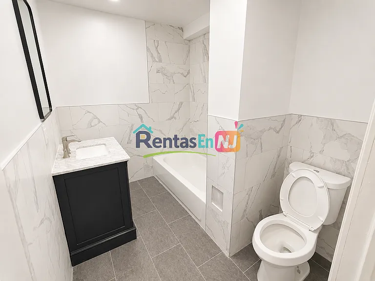 121 Brookside Ave #1G — Photo 4