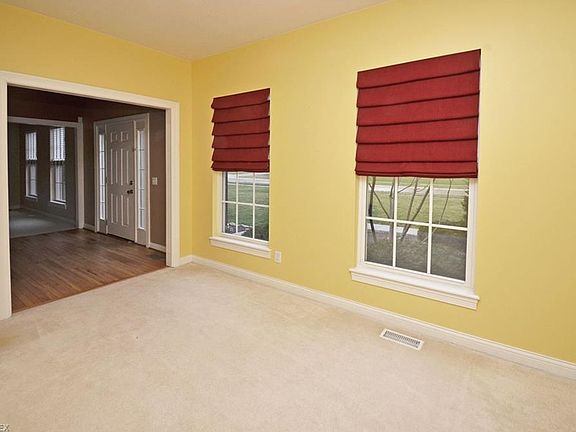 4th image of 36330 Montrose Way