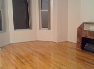 4422 S Saint Lawrence Ave, Chicago, IL 60653