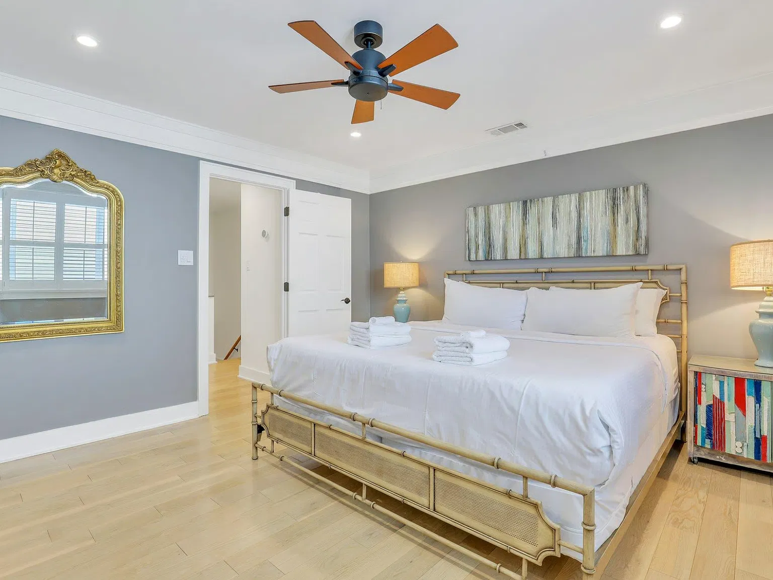 2 bed, 1.5 bath, 1120 sqft, $4,000 — Photo 4
