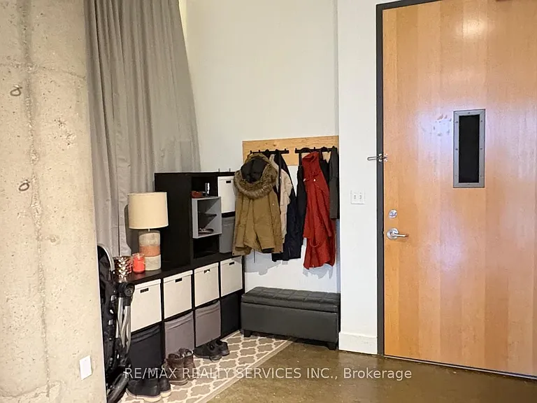 90 Sumach St #406 — Photo 9