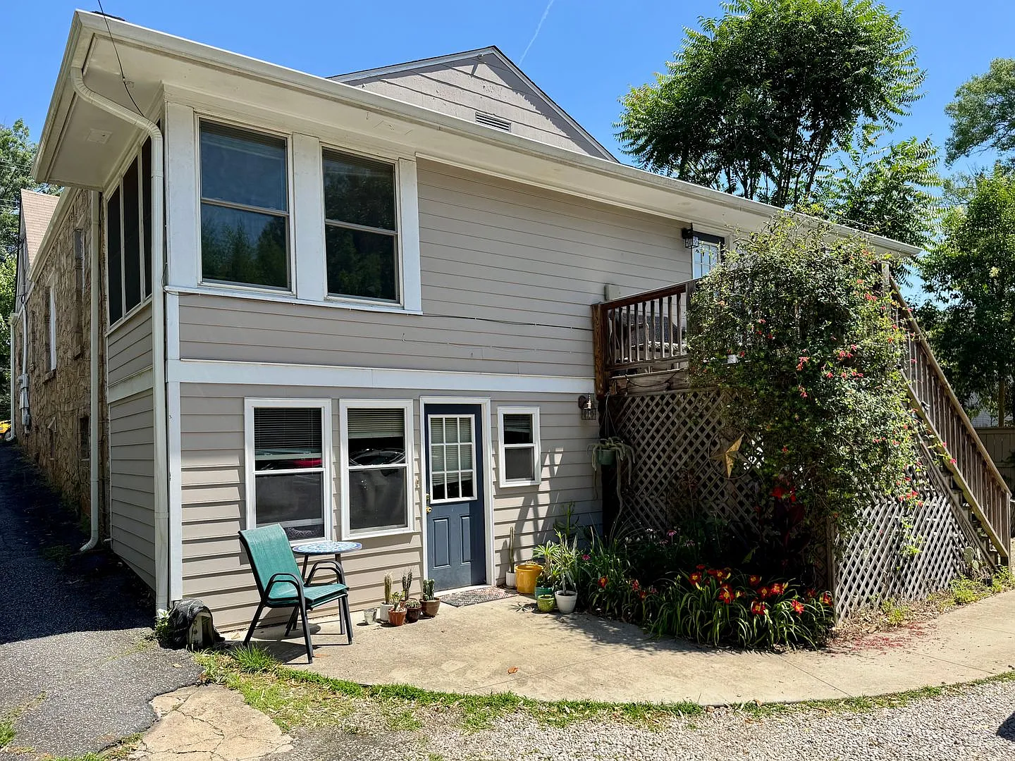 905 W Peace St. — Photo 4