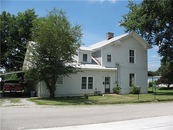 3rd image of 400 Vine St