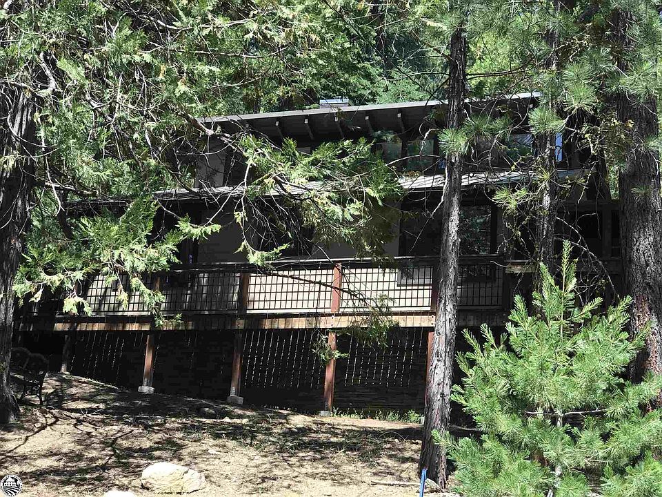 1st image of 28078 Strawberry Dr