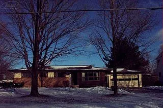 1011 Coutant St photo 1