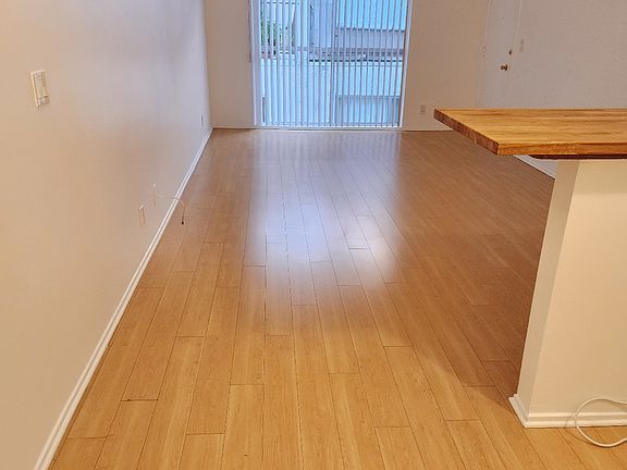 4th image of 230 Bay St #12