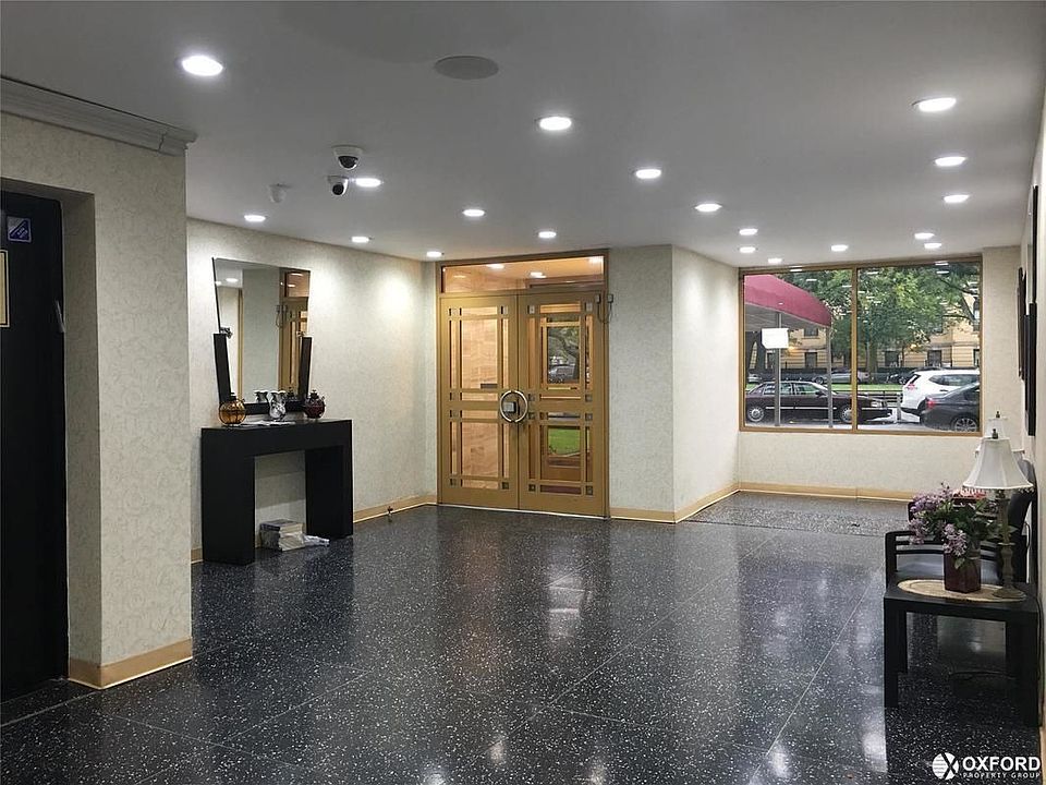 1st image of 2610 Ocean Pkwy #8E
