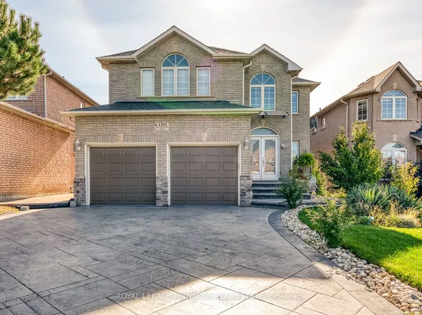 1292 Willowbank Trl, Mississauga, ON L4W 5M5