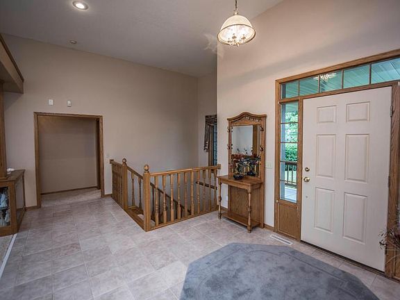4th image of 20630 Flagstaff Ave