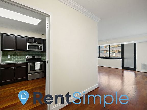 2nd image of 1805 Crystal Dr APT 414