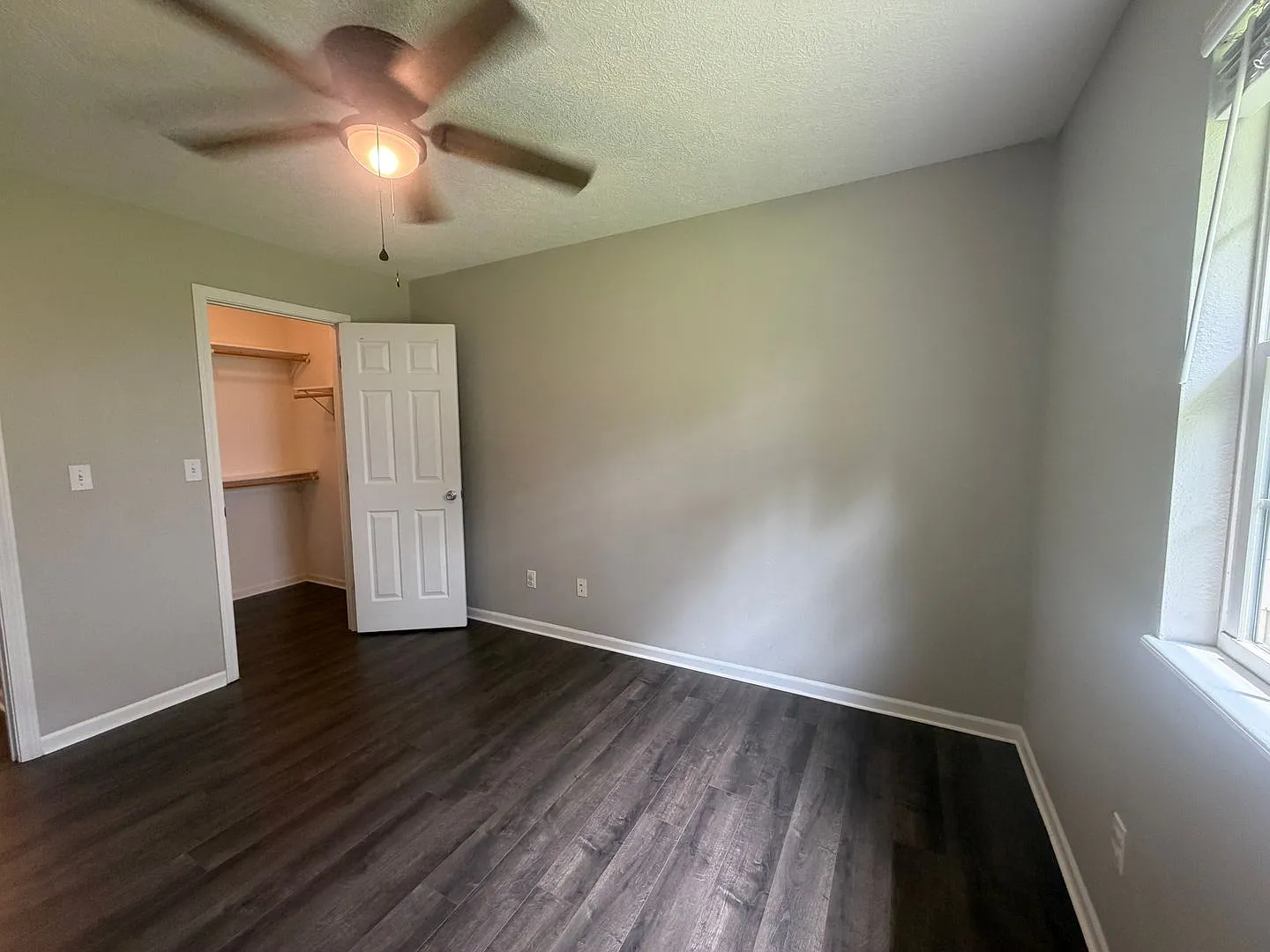 Large home close to post! — Photo 4