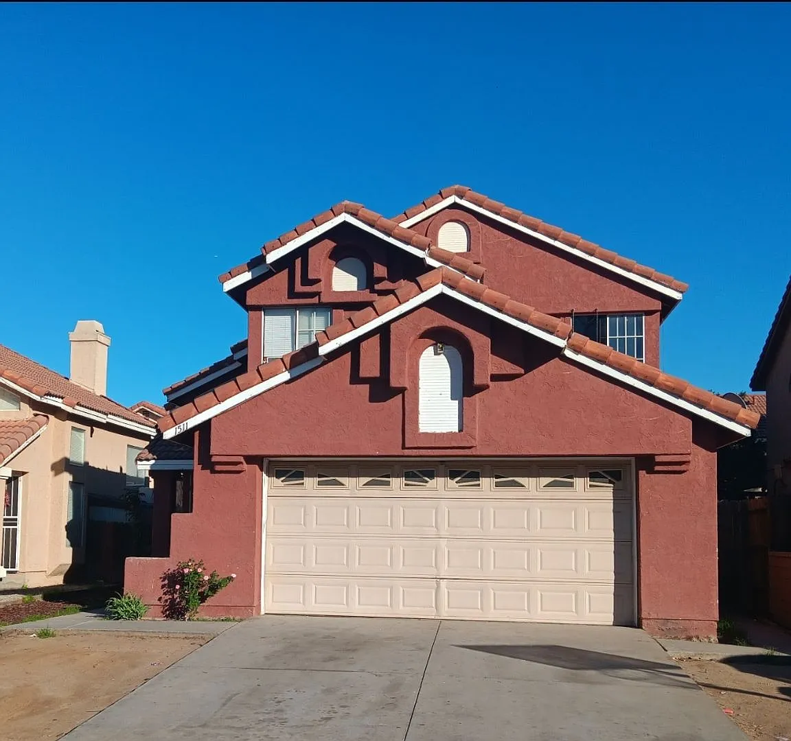 Perfect location and perfect 4 bedrooms Rental Home in now available — Photo 1
