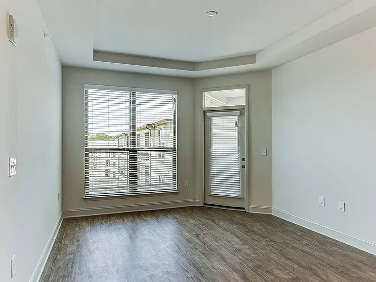 The Heights at Ridgewalk Townhomes & Apartments — Photo 35
