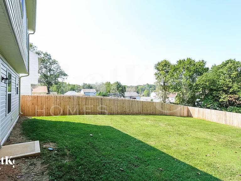 1909 Allyson Ave — Photo 16