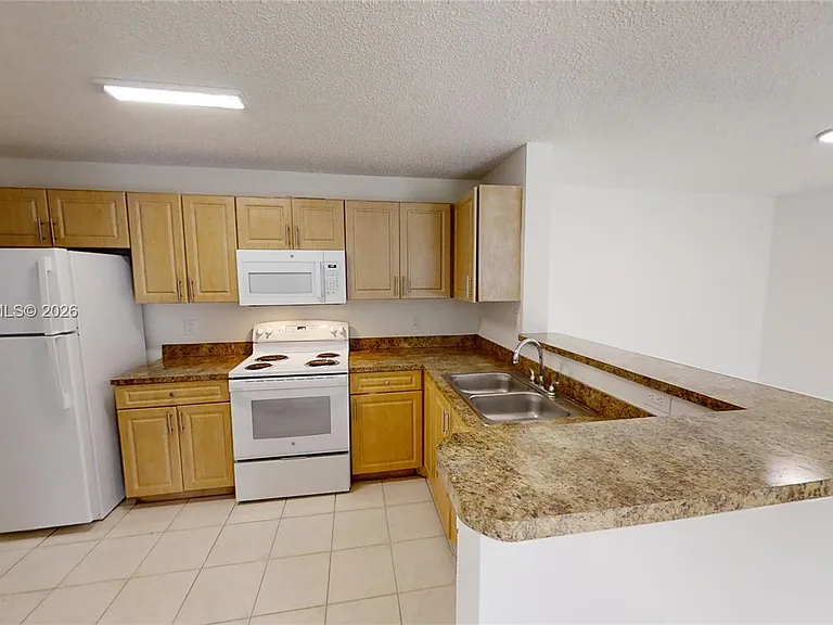 11255 W Atlantic Blvd #106 — Photo 5