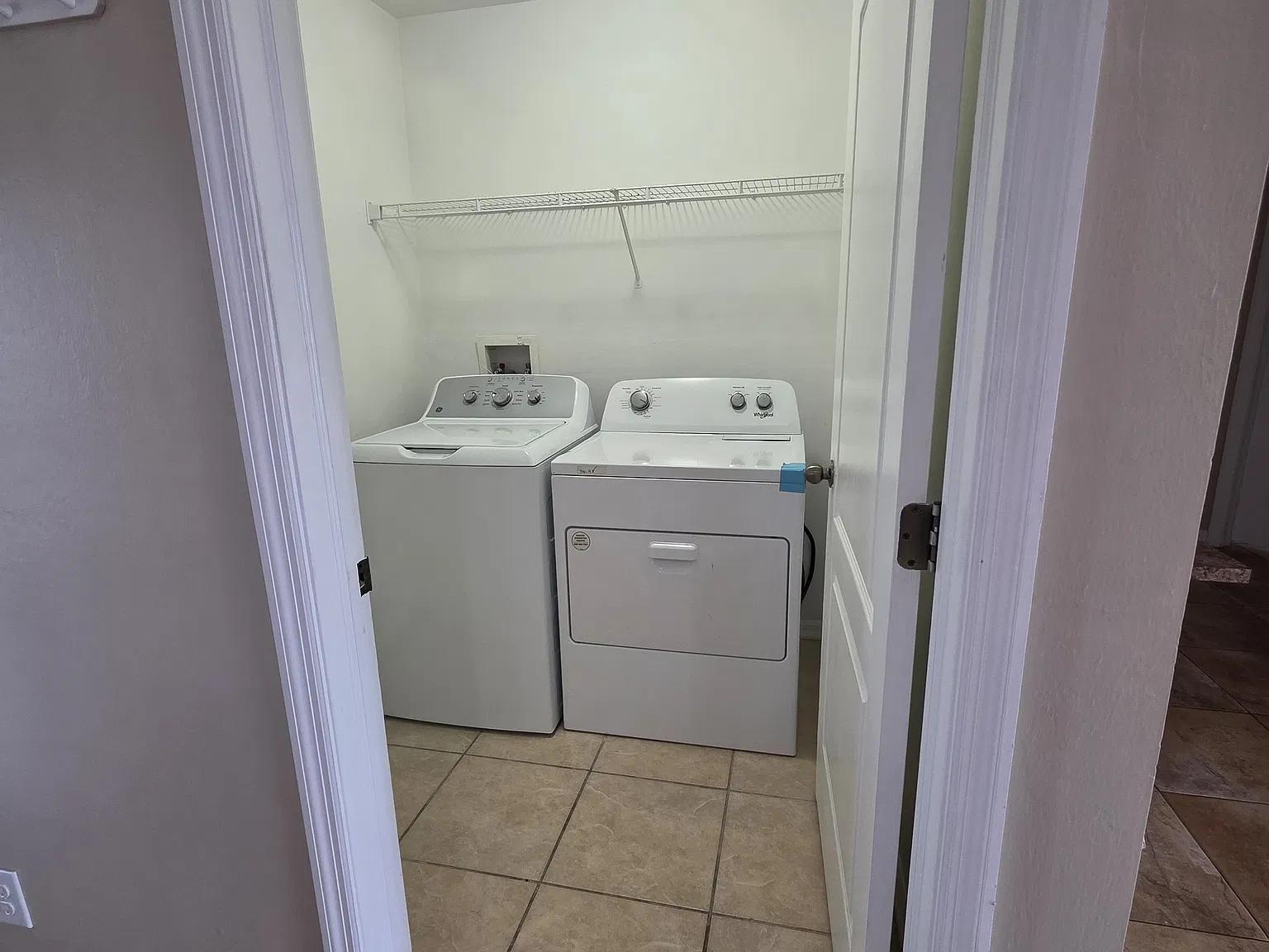 3 bed, 1272 sqft, $1,950 — Photo 3