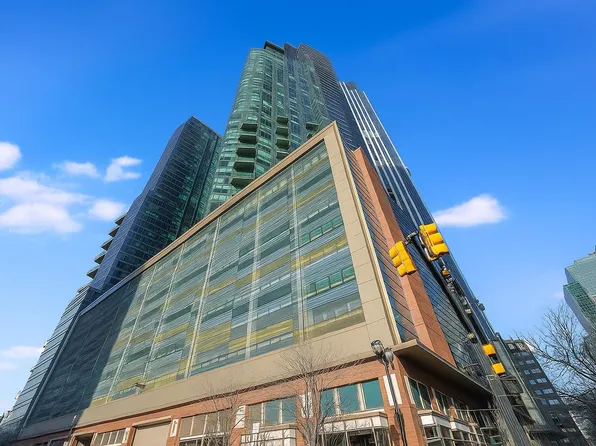 77 Hudson Street image 18 of 19