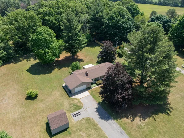 461 19th St, Otsego, MI 49078