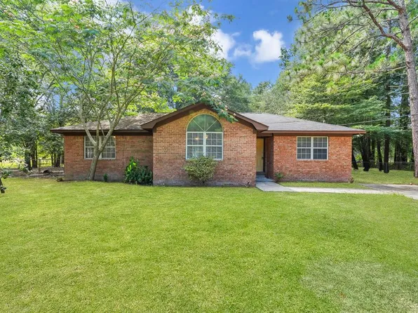 360 Fantasia Dr NE, Ludowici, GA 31316