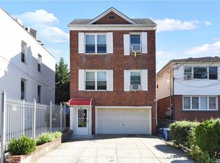 196-30 42nd Rd, Flushing, NY 11358
