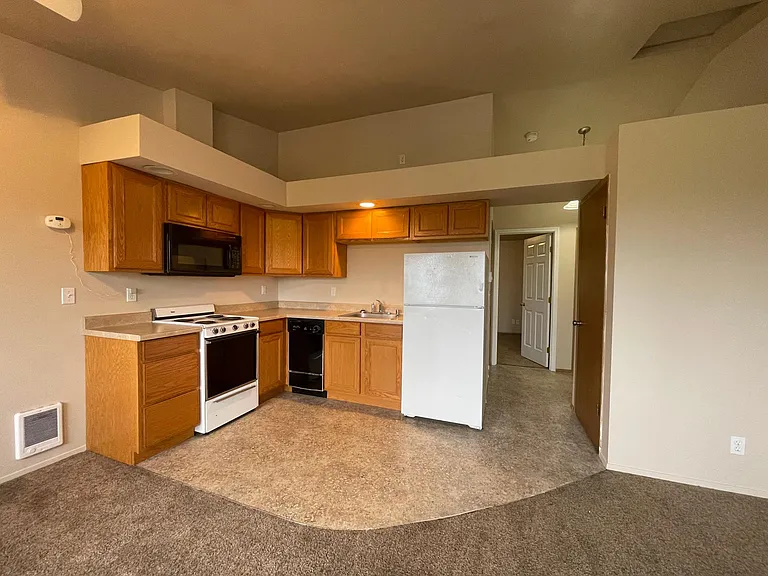 505 S Summit Ave #B — Photo 8