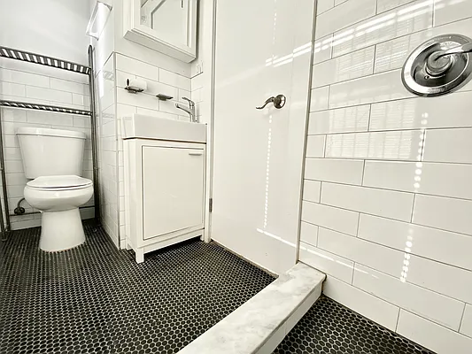 Rented by Voro NYC | media 20