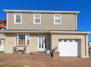29 Ocean Dr W, Brigantine, NJ 08203