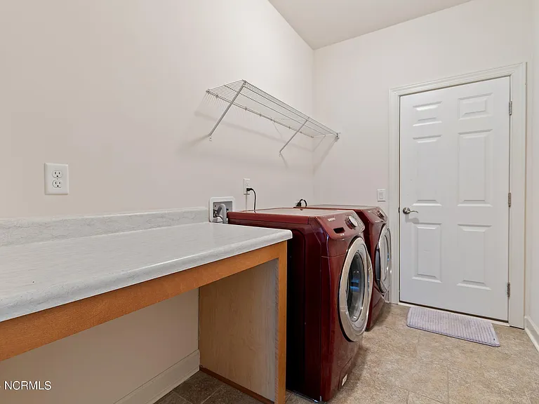 3219 Bay Winds Dr — Photo 19