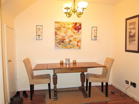 2nd image of 2001 Pearson St #88G