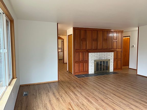 5th image of 795 Wildwood Blvd SW