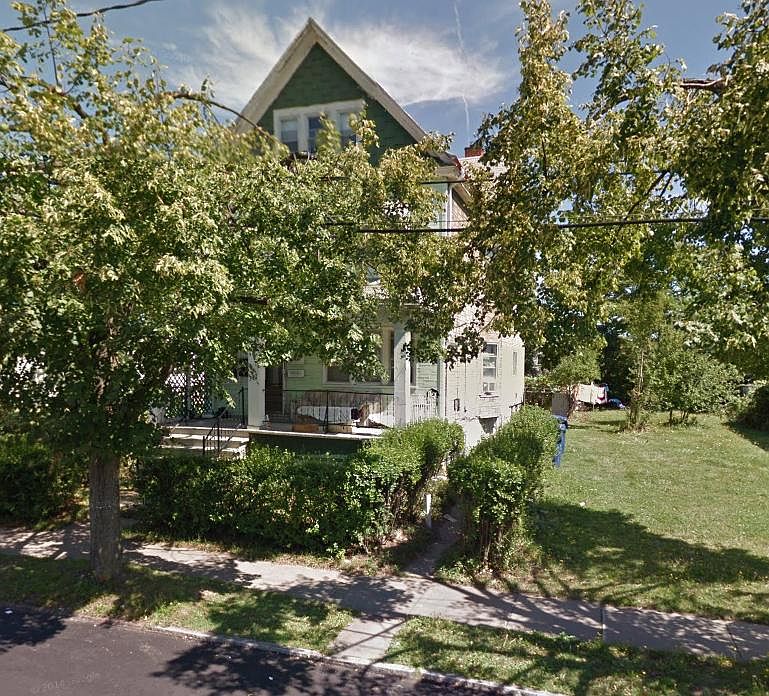 1st image of 317 Sobieski St