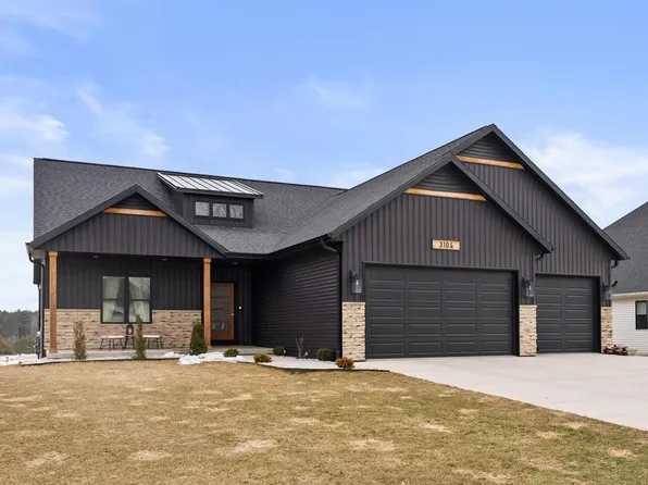 3104 Sandy Ridge DRIVE, Two Rivers, WI 54241