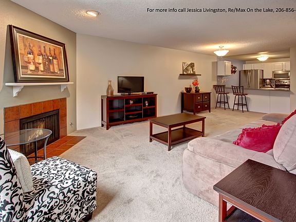 4th image of 10501 8th Ave NE APT 326