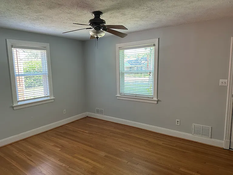 4403 Patterson Ave — Photo 2