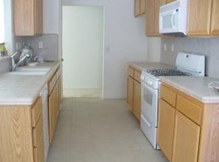 13183 Forest Meadow Ln, Victorville, CA 92395