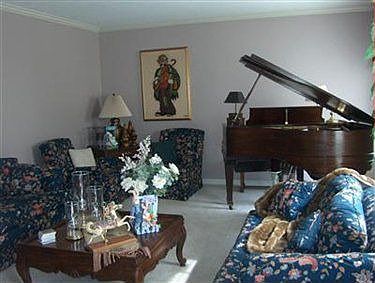 4th image of 2877 Fallehn Dr
