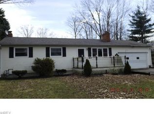 10365 Auburn Rd, Chardon, OH 44024