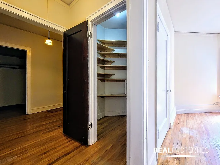 1317.5 Oak Ave #E3 — Photo 11