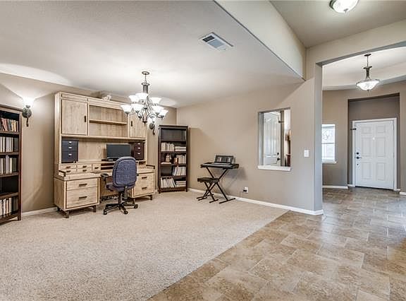 5th image of 1521 Cedar Ridge Dr